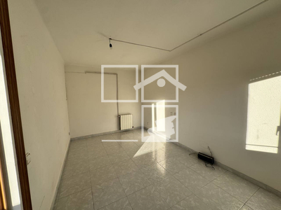 Local en Olot Girona