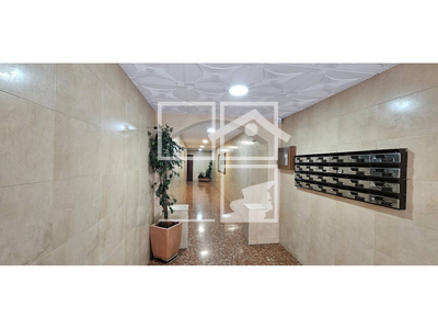 Local en Calle Richard Strauss   9-11 ATICO, Badalona Barcelona