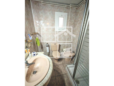 Local en Avenida Can Serra    5, L'Hospitalet de Llobregat Barcelona