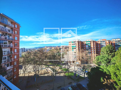 Local en Avenida Can Serra    5, L'Hospitalet de Llobregat Barcelona