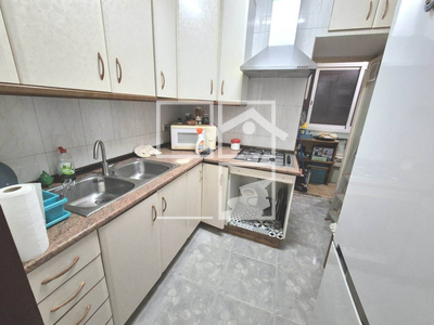 Inmueble en Calle Hipòlit Lázaro    2º, Barcelona