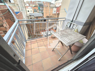 Inmueble en Calle Hipòlit Lázaro    2º, Barcelona