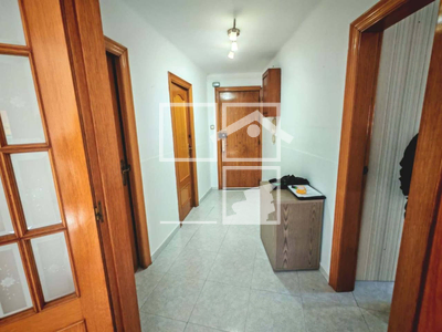 Inmueble en Calle Floridablanca    ENTRESUELO, Barcelona