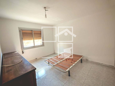 Inmueble en Calle Floridablanca    ENTRESUELO, Barcelona