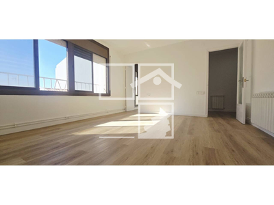 Inmueble en Calle Sindicato    2º, Barcelona