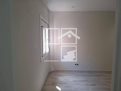 Local en Calle Roma   15 ENTRESUELO, Santa Coloma de Gramanet Barcelona
